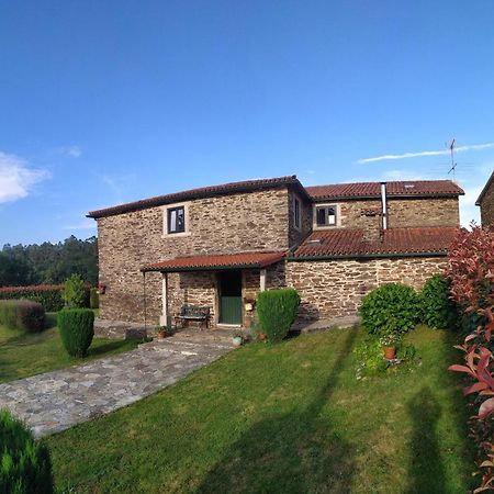 Casa O Castelo En Touro Villa Екстериор снимка