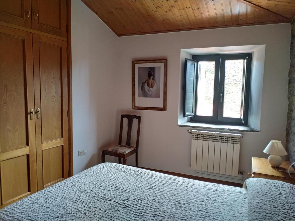 Casa O Castelo En Touro Villa Екстериор снимка